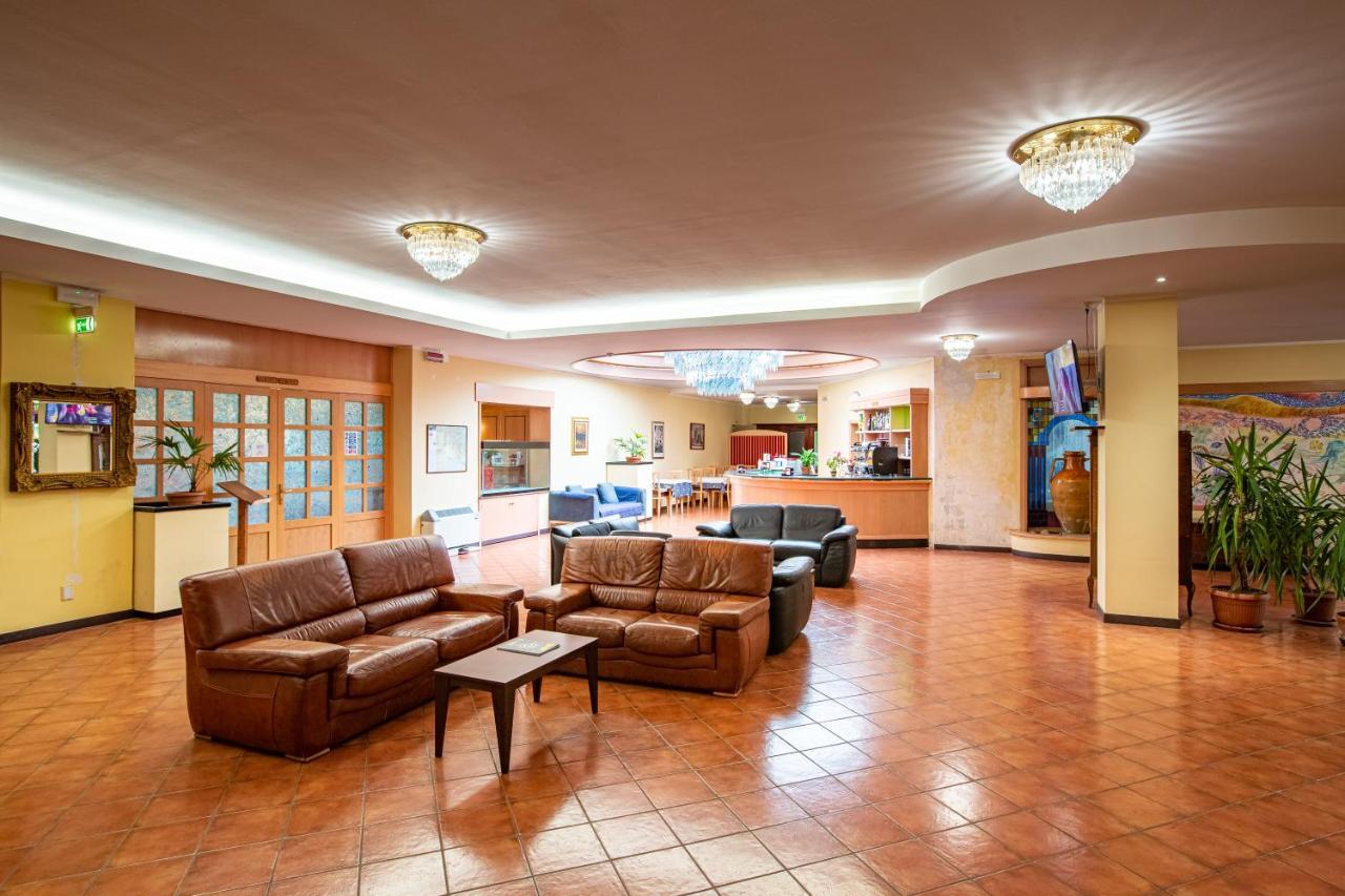 Attianese Hotel Restaurant Cervignano del Friuli Esterno foto