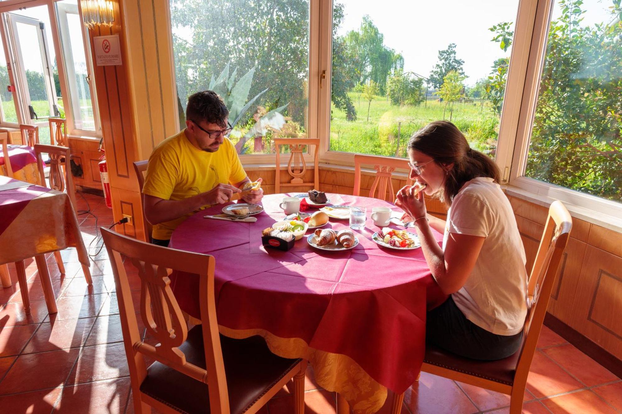 Attianese Hotel Restaurant Cervignano del Friuli Esterno foto