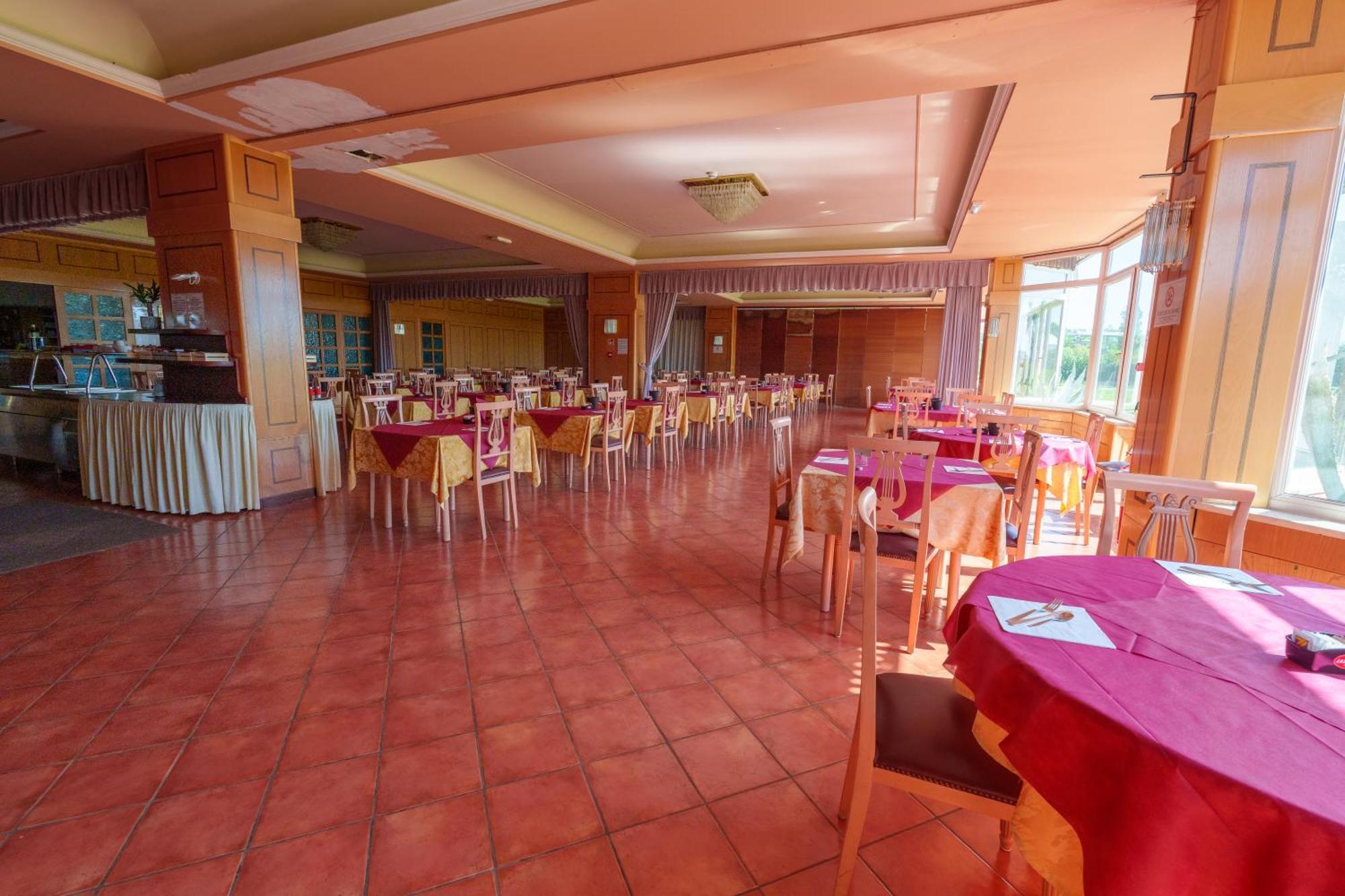 Attianese Hotel Restaurant Cervignano del Friuli Esterno foto